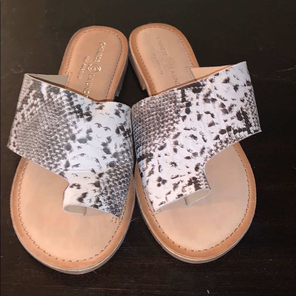 Chinese Laundry sandals never worn size 8.5